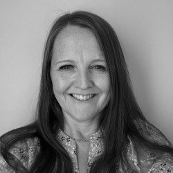 Henrietta Priddie - Child, Adolescent, Parent & Adult Psychotherapist, MA, UKCP 1 Henrietta Priddie - Child, Adolescent, Parent & Adult Psychotherapist