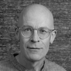 Julian Richards - Integrative Therapist 1 Julian Richards - Integrative Therapist